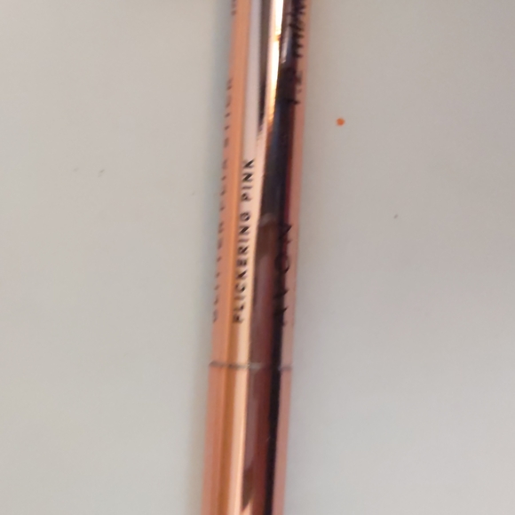 Avon Show Glow Glitter Flix Stick - Picture 4 of 6